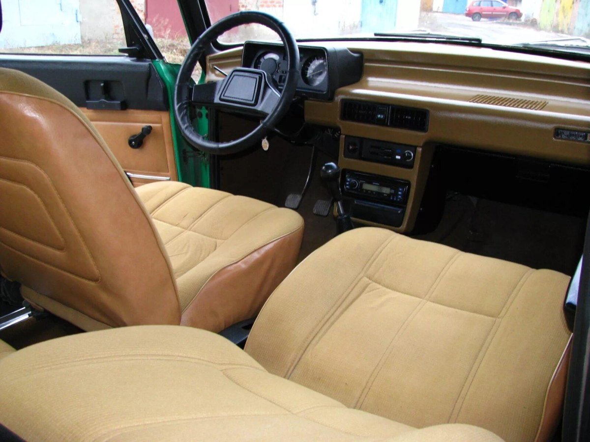 Москвич-2140 Люкс SL салон