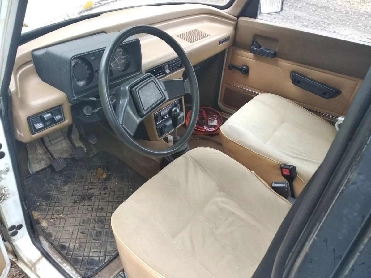 АЗЛК 2140 SL салон