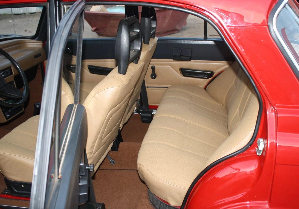 Москвич-2140 Люкс SL салон