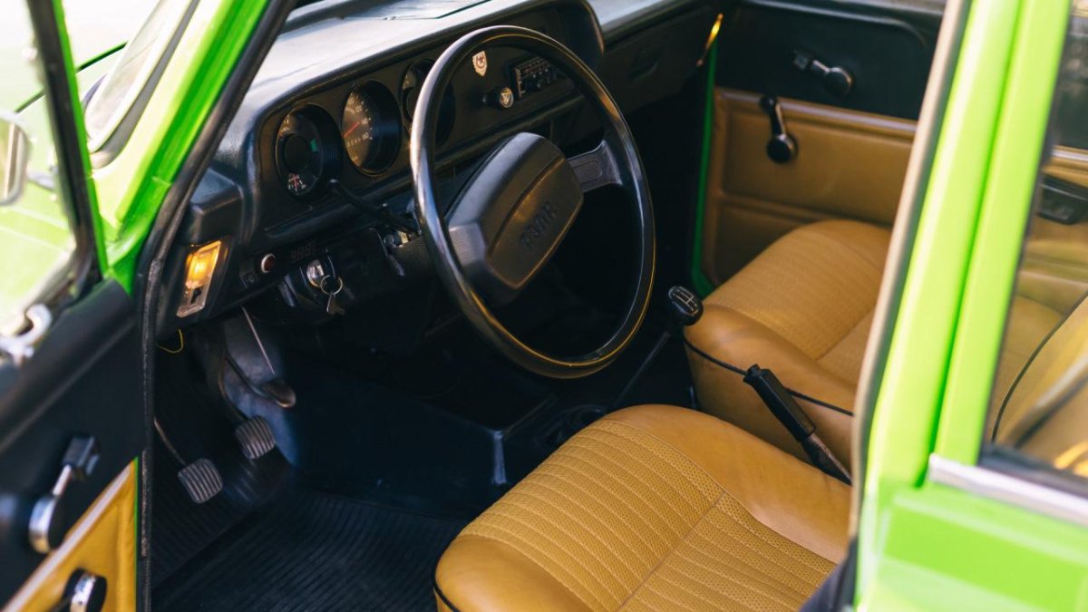 Москвич 2140 Флора