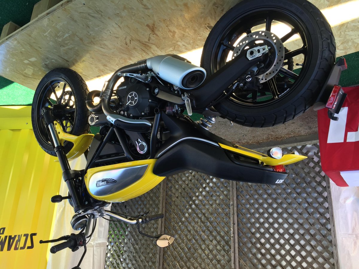 Ducati Scrambler Cafe Racer