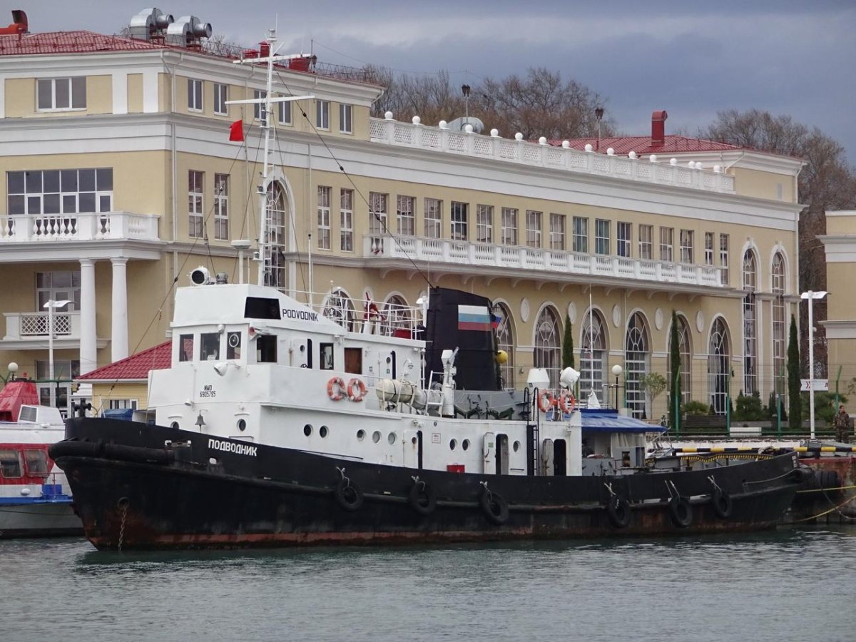 Подводник буксир морской