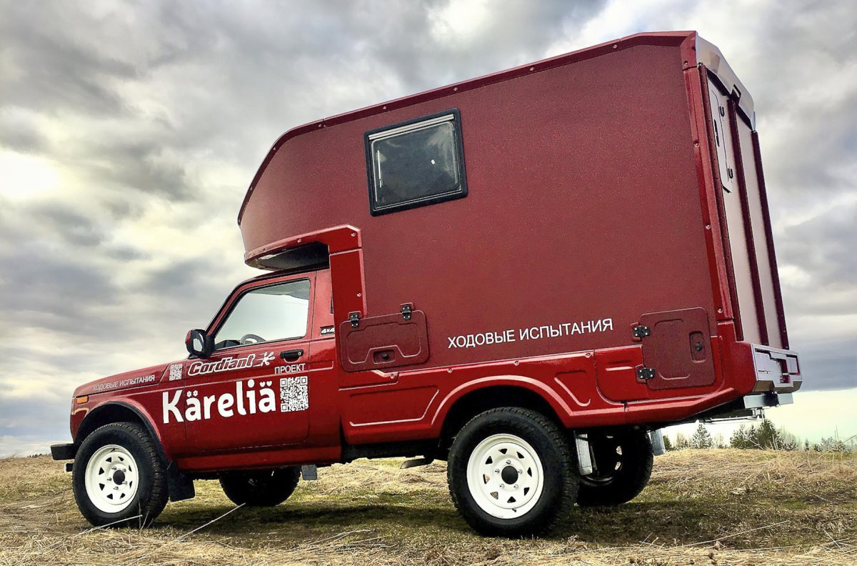 Lada Niva Camper