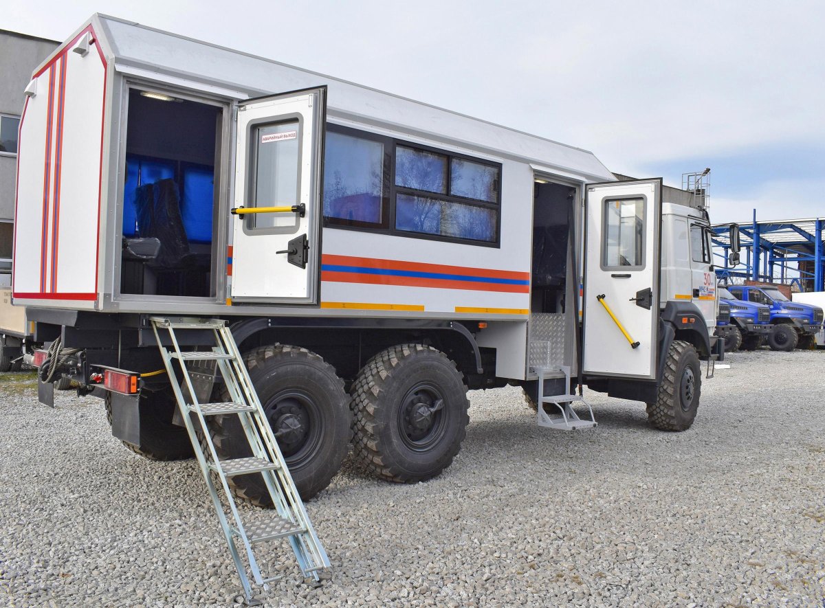 Урал ГИРД вахтовка