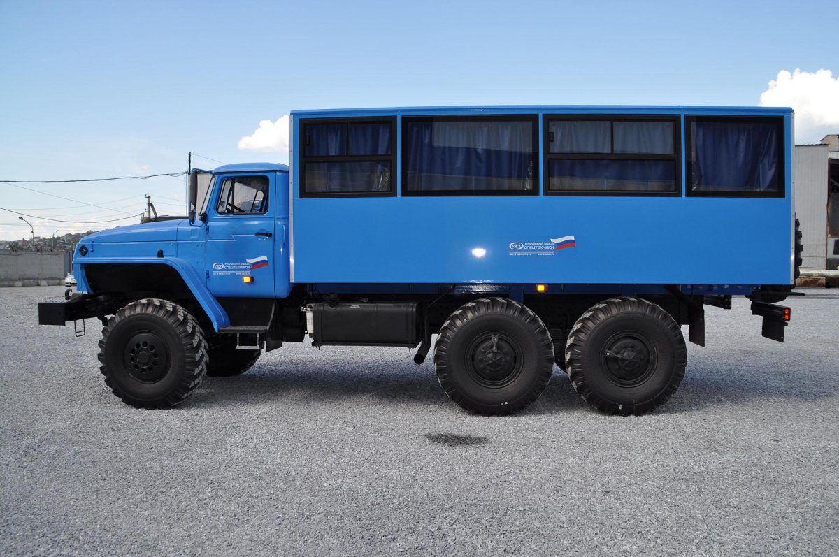 Урал 4320 вахтовка