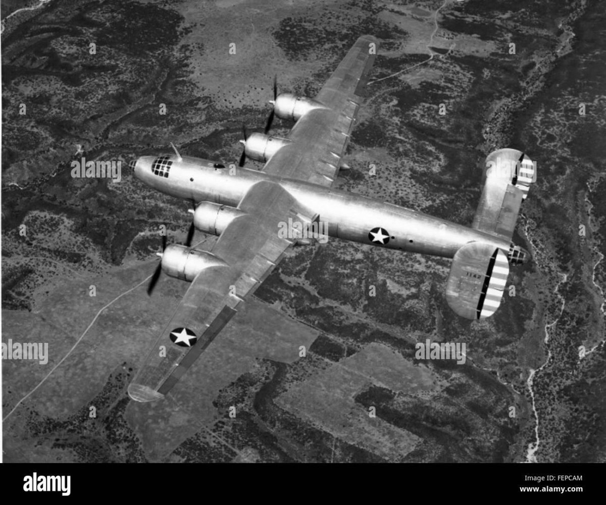 Consolidated b-32 Dominator