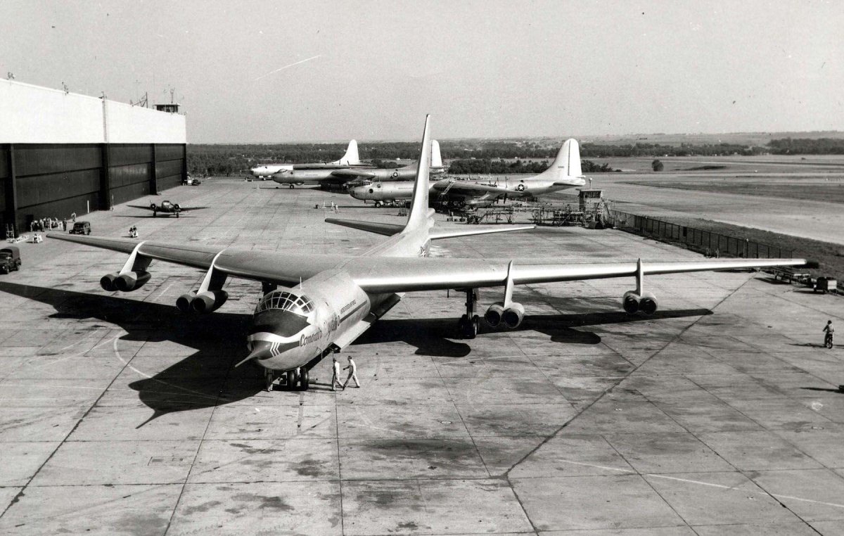 Бомбардировщик Convair YB-60