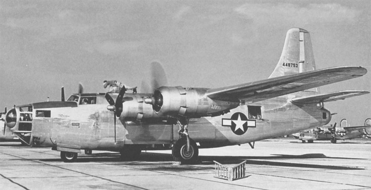 Б-24 бомбардировщик