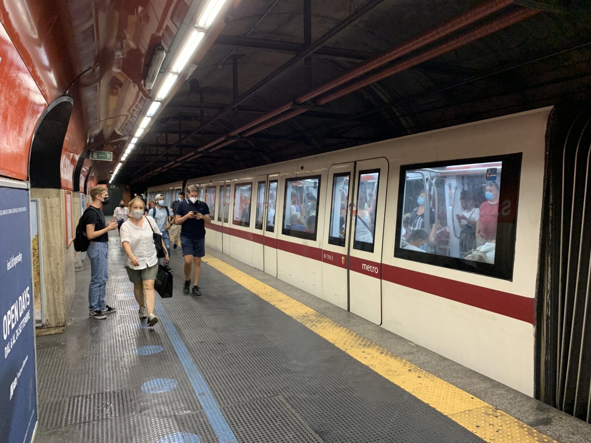 San Giovanni метро