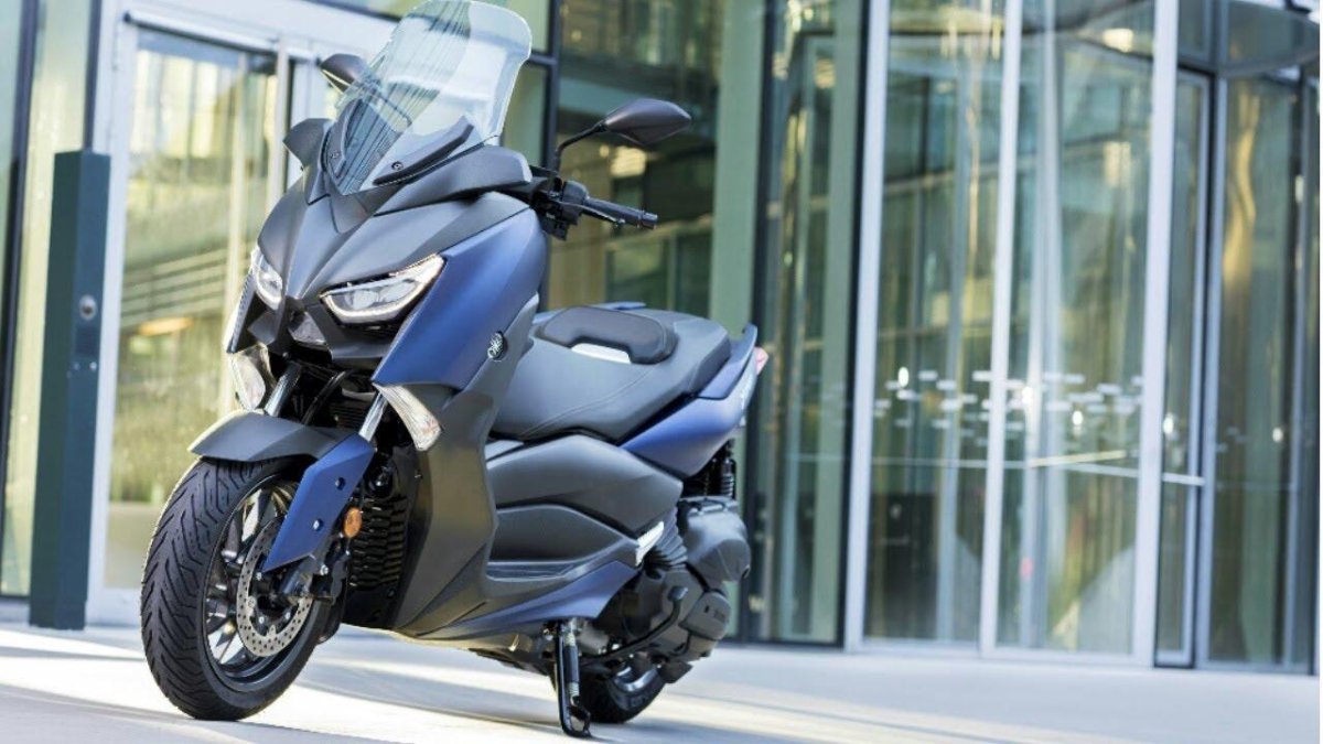 Yamaha XMAX 300