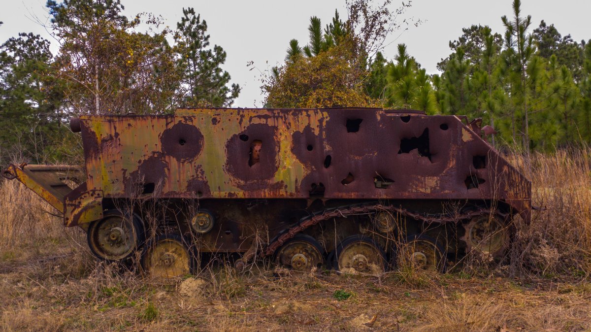 Брошенные танки