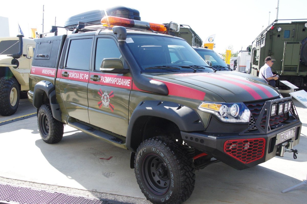 УАЗ Патриот пикап Военная полиция