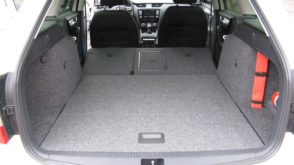 Skoda Octavia 2000 универсал багажник