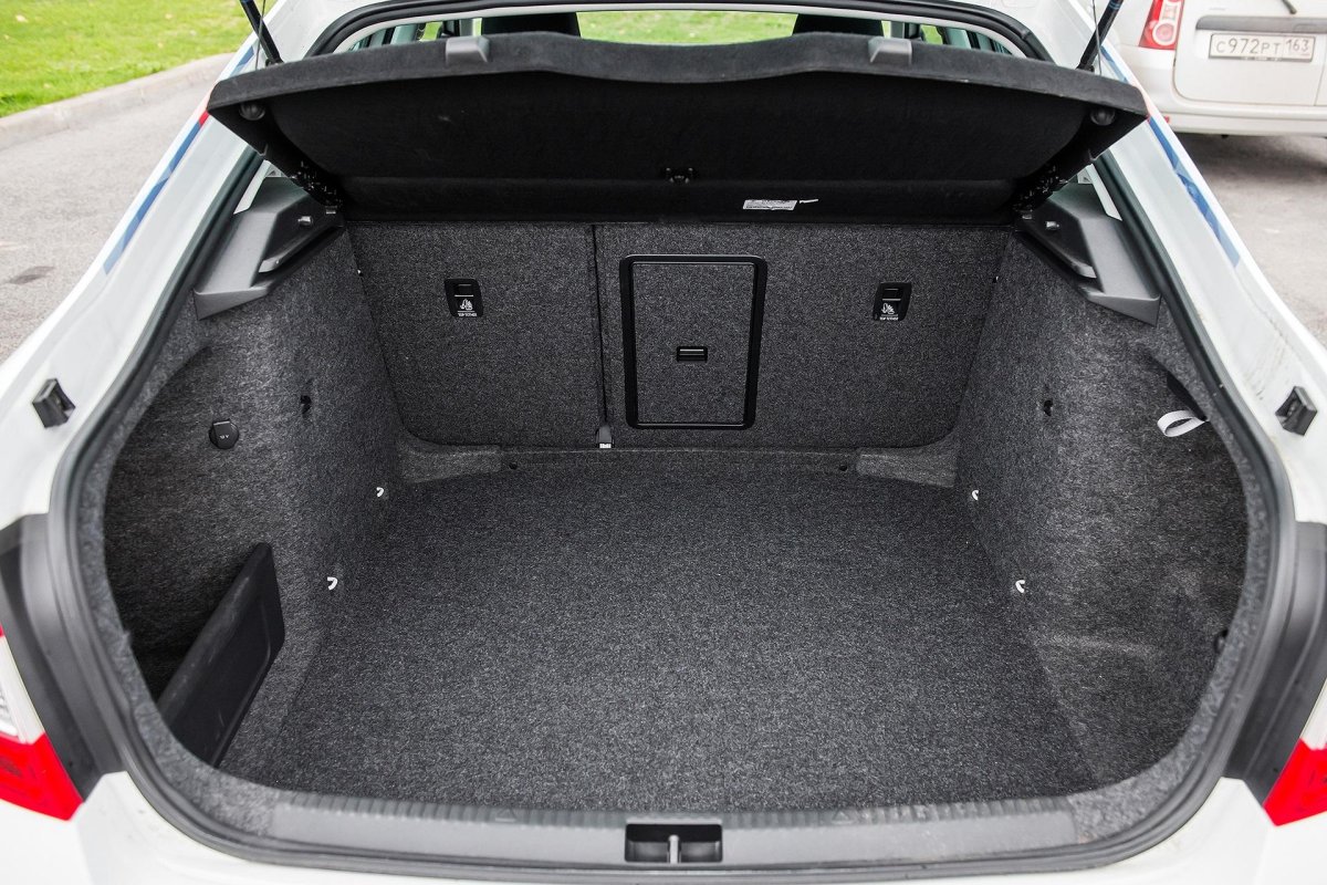 Шкода Октавия а5 багажник