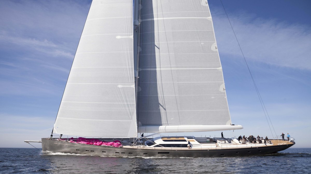 Мегаяхта «175 Pink Gin»