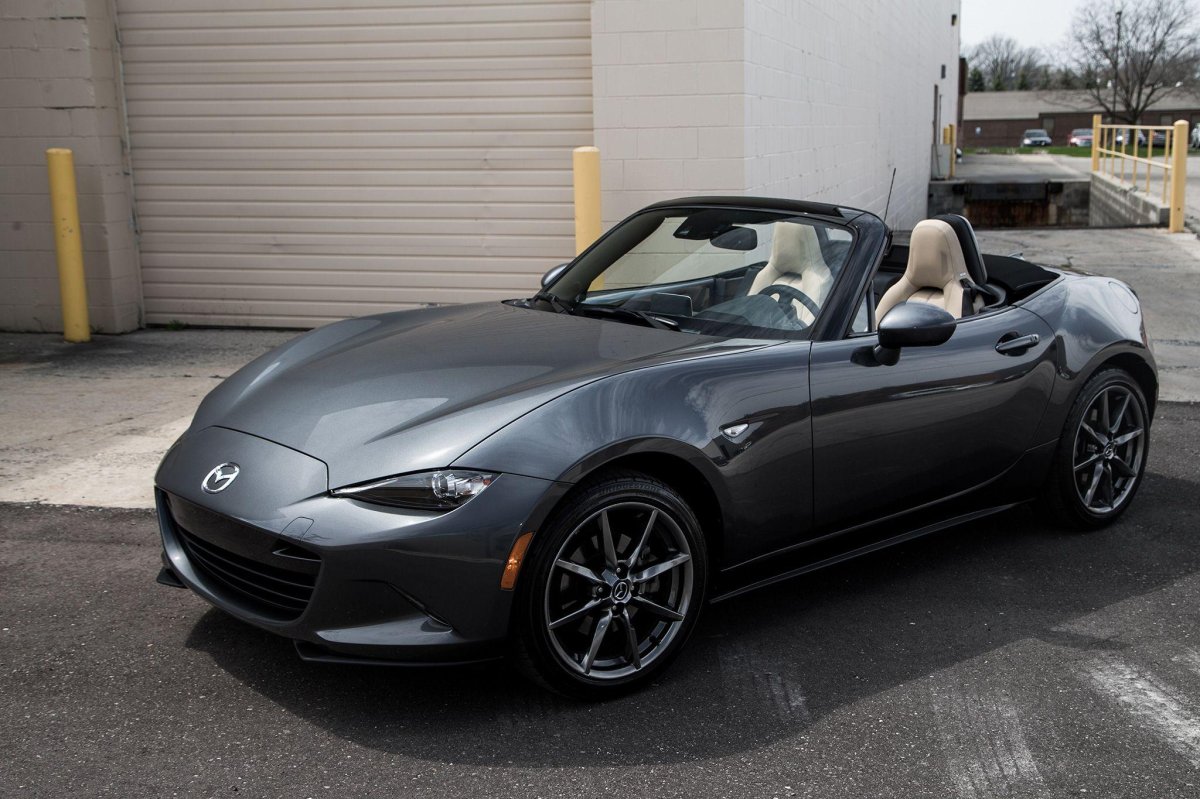 Mazda MX-5 Grey