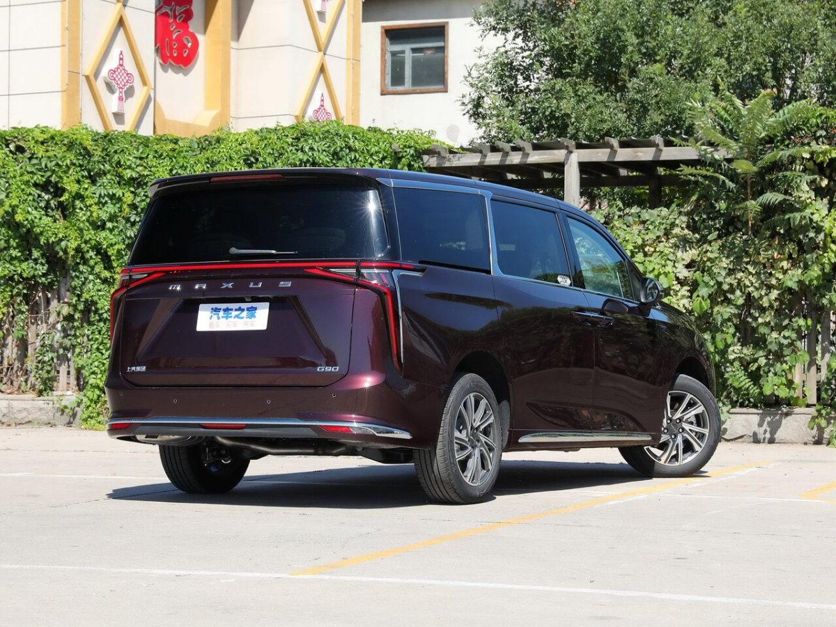 Maxus g90 минивэн