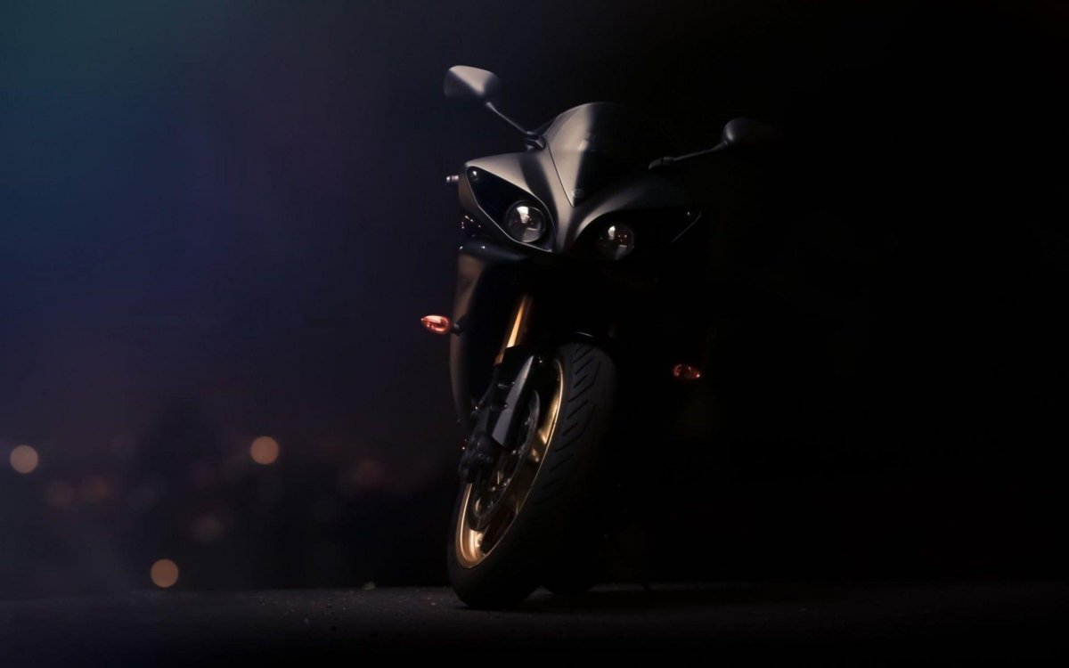 Yamaha r1 черный