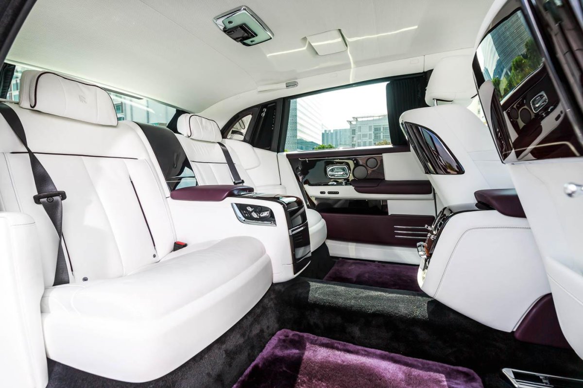 Rolls Royce Phantom 8 салон
