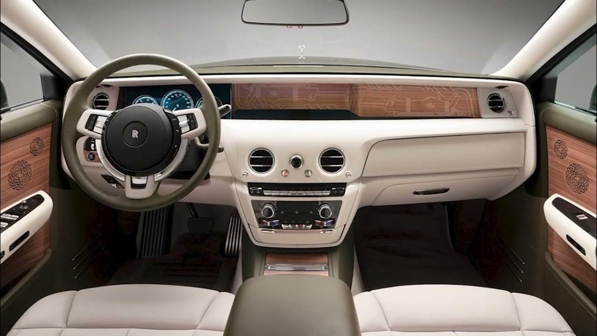 Rolls Royce Phantom 2022