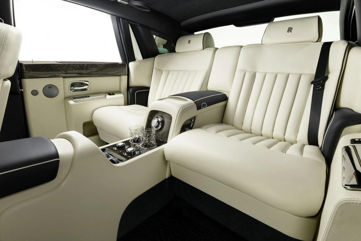 Rolls Royce Phantom салон