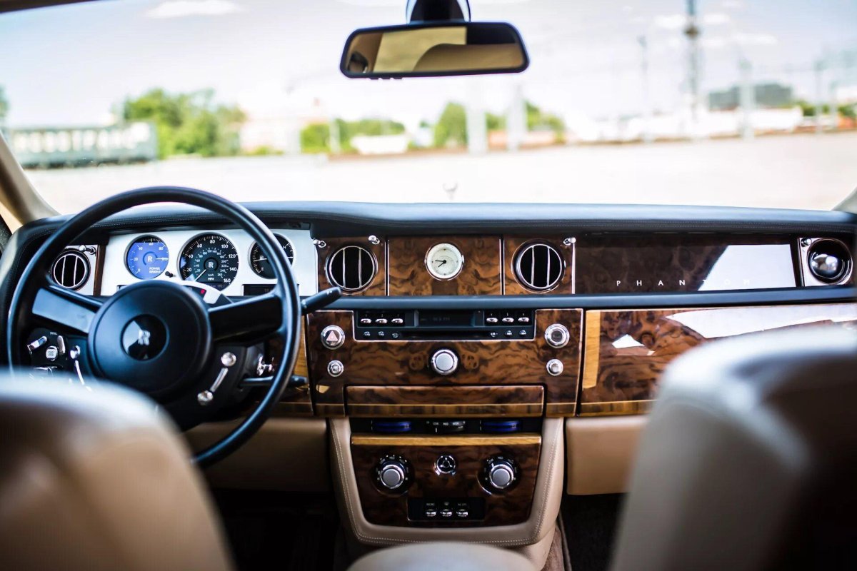 Rolls Royce Phantom 2004