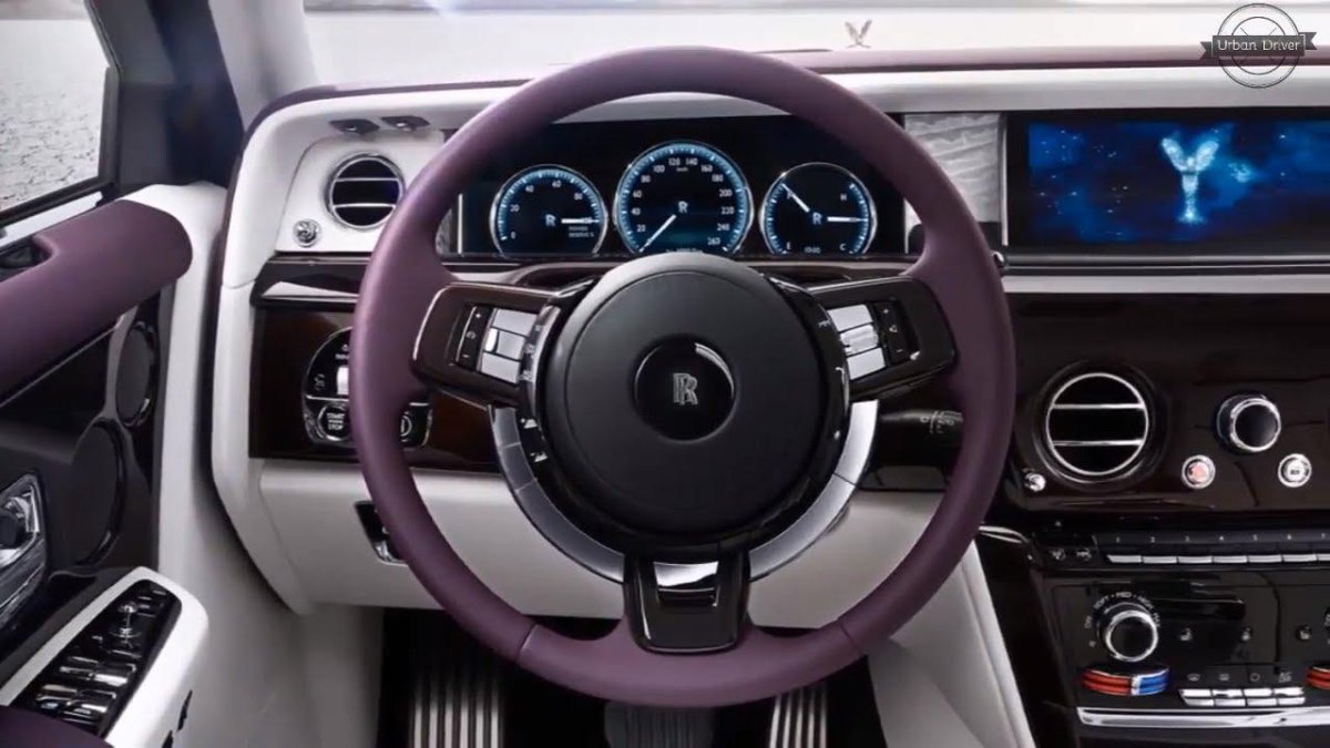 Роллс Ройс Фантом 2020 салон