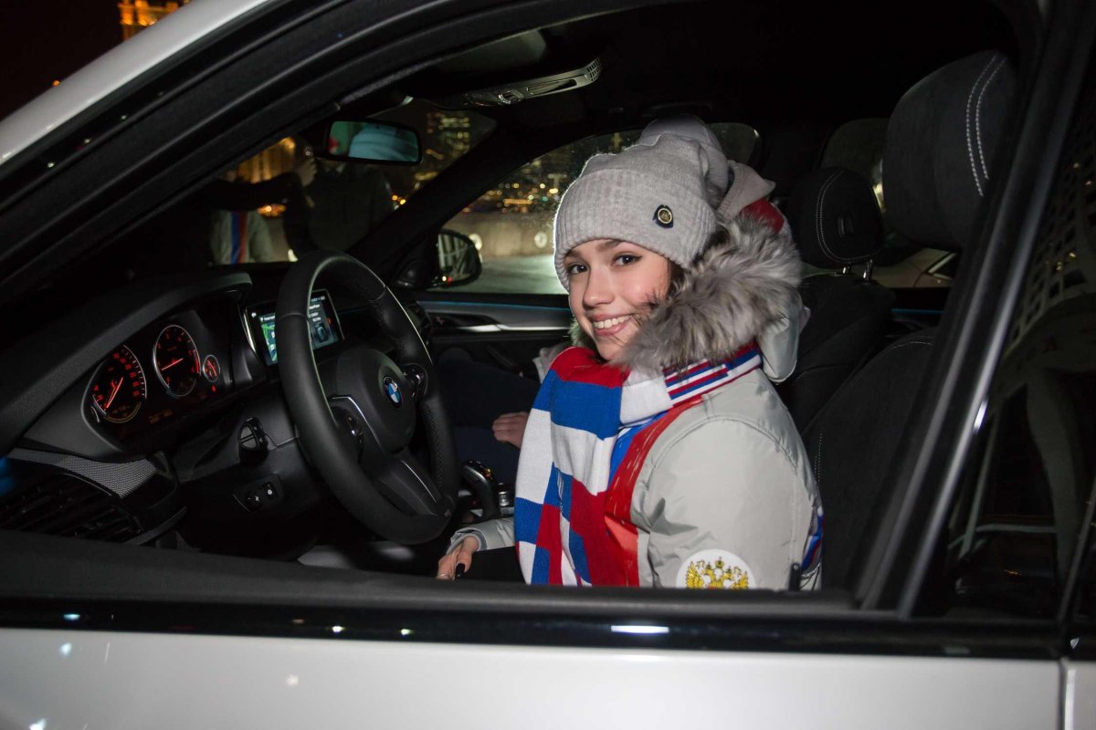 Алиан загитвоа за рулём