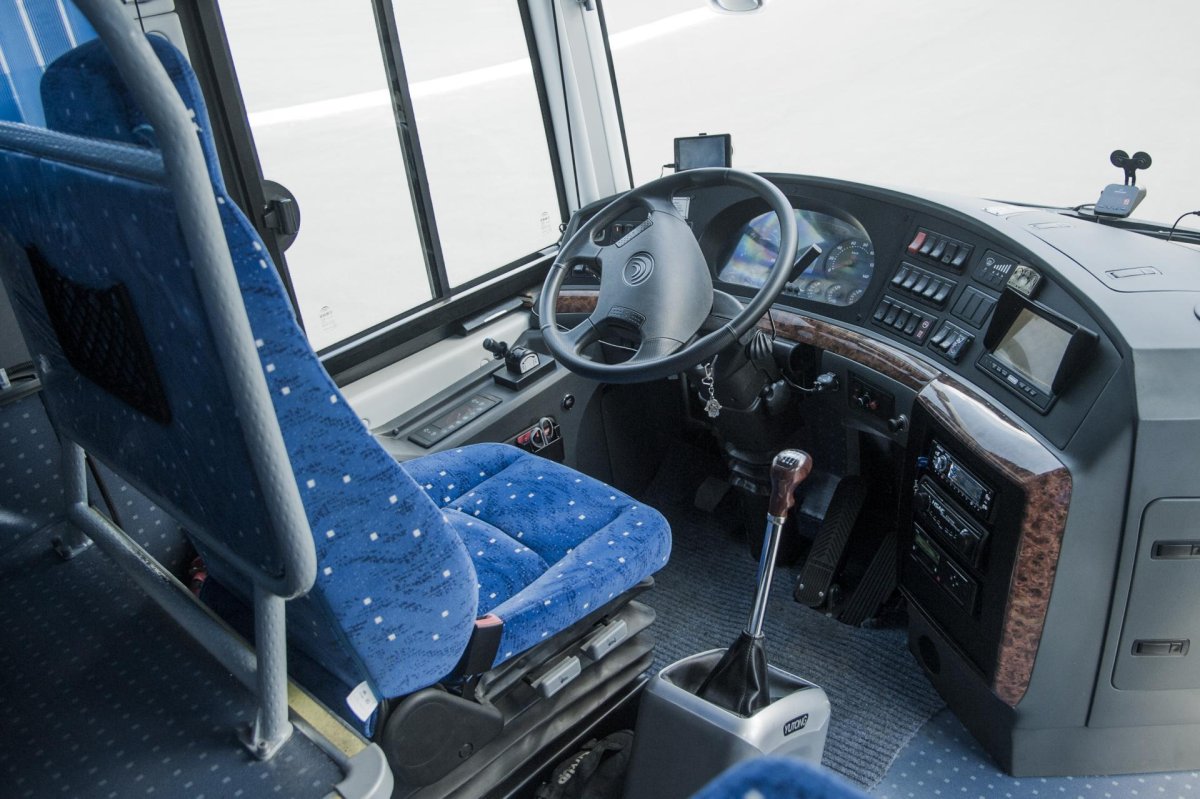 Yutong zk6122h9 салон