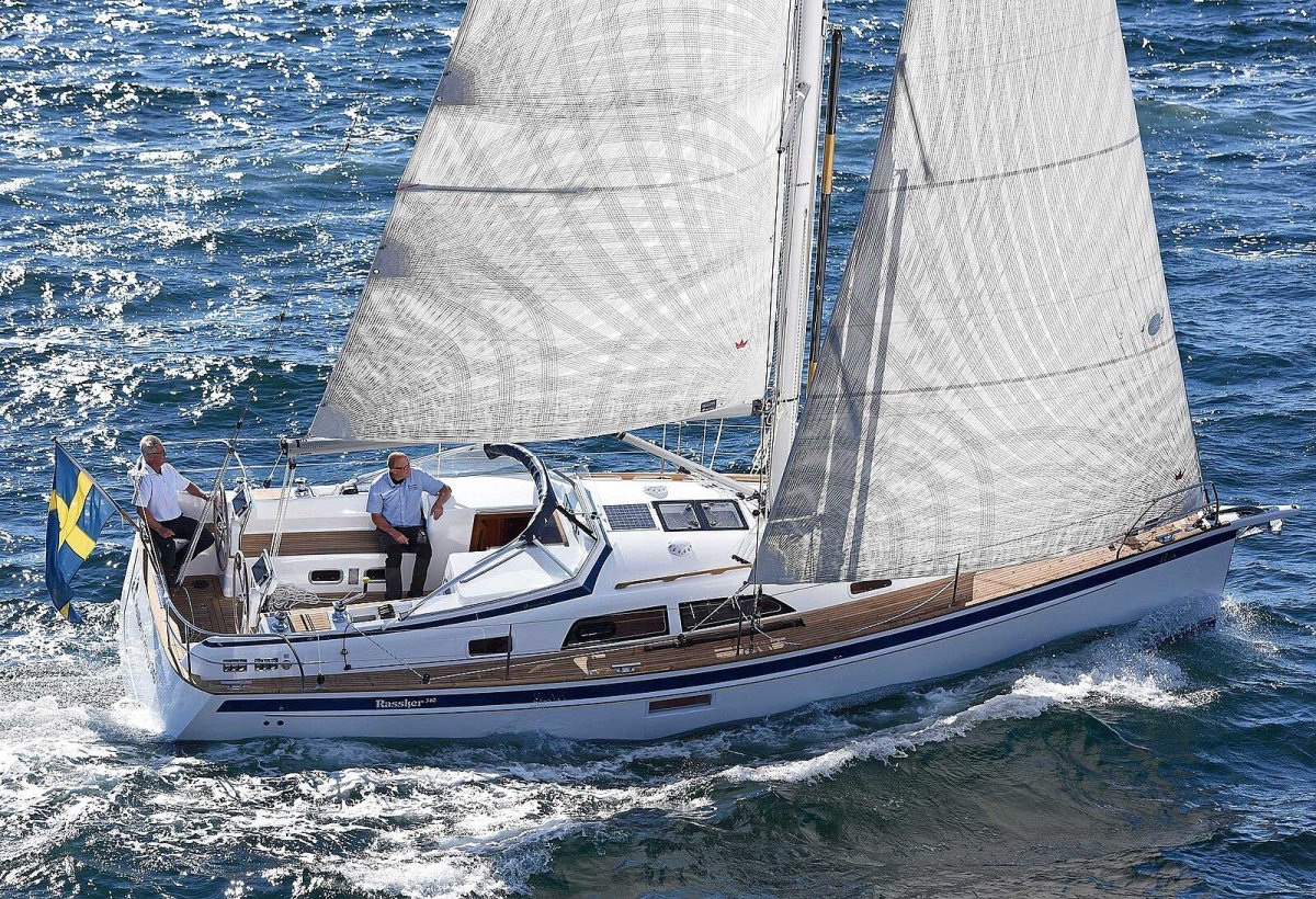 Hallberg Rassy 340