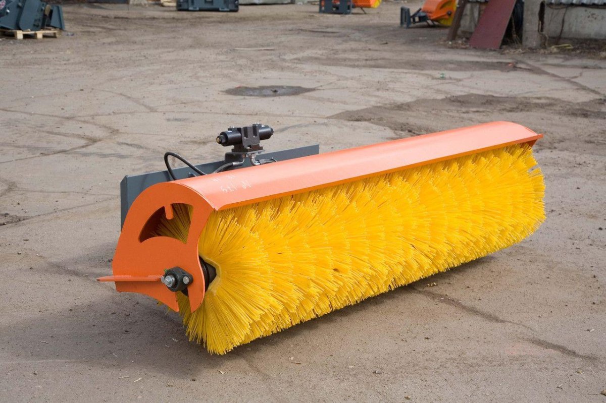 Щетка дорожная Коммунальная Impulse SP 1850 G (гидра поворот) Bobcat