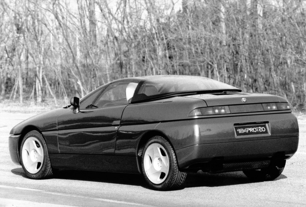 Alfa Romeo 164