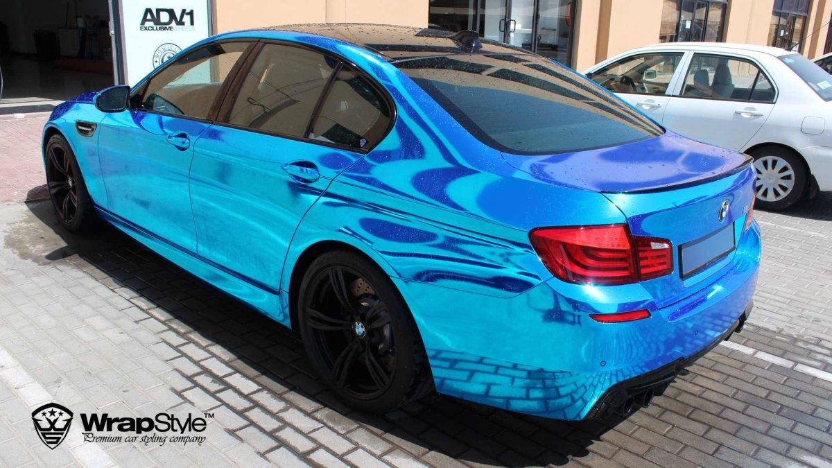 BMW m5 бирюзовая