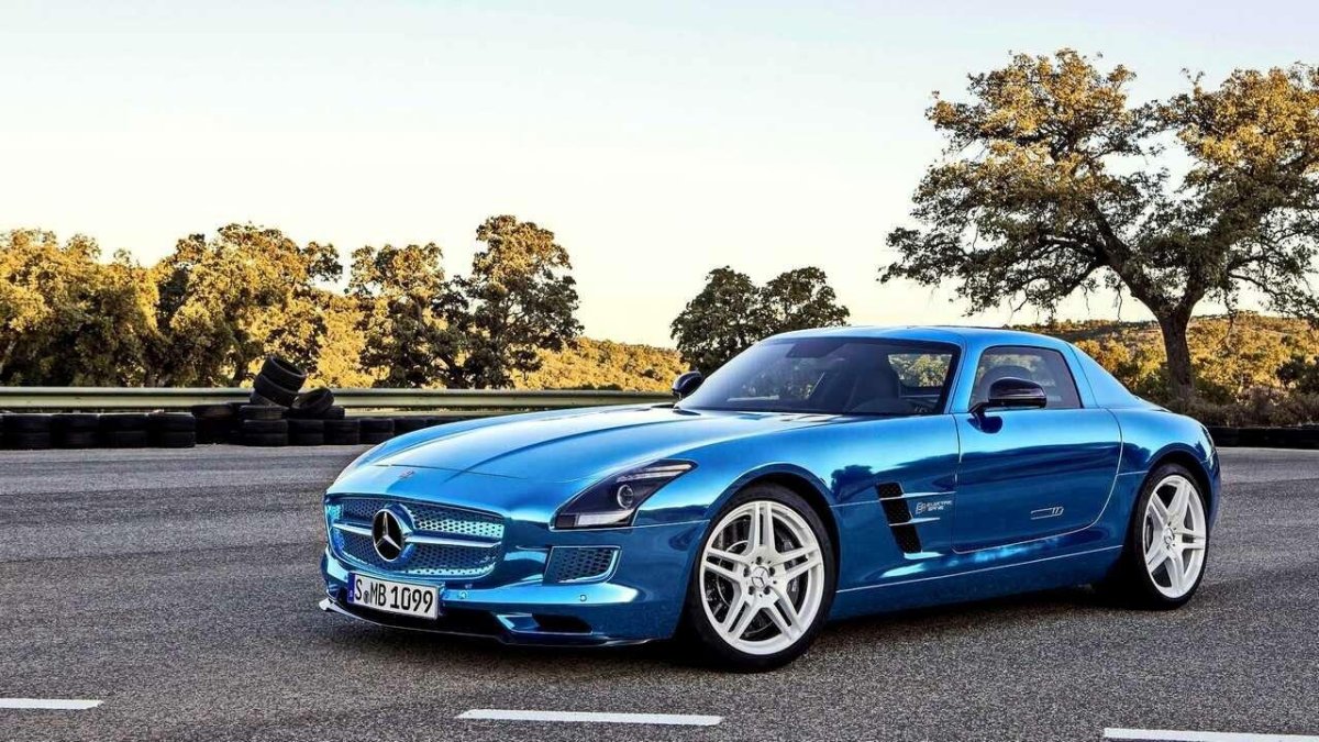 Мерседес СЛС 250