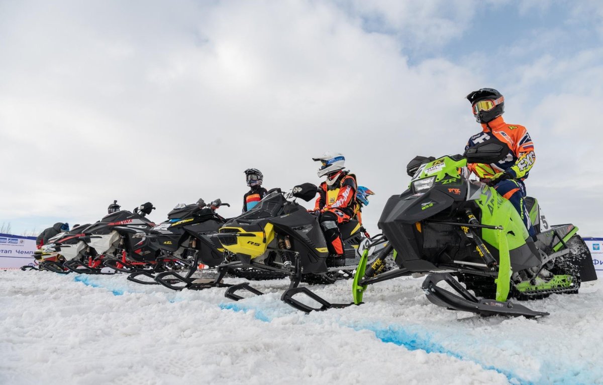 Снегоходный кросс новый Уренгой