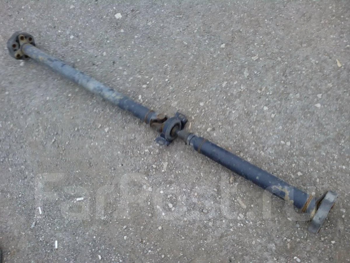 Карданный вал Лексус л470