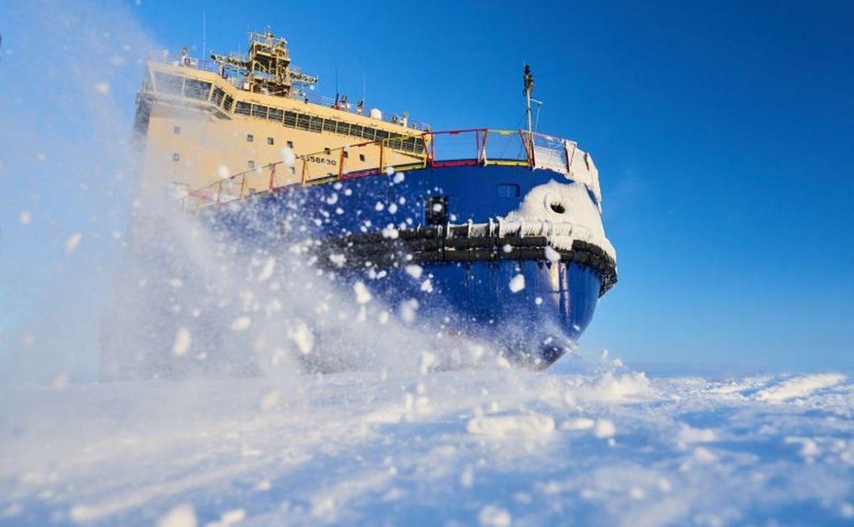 Ледокол 22600