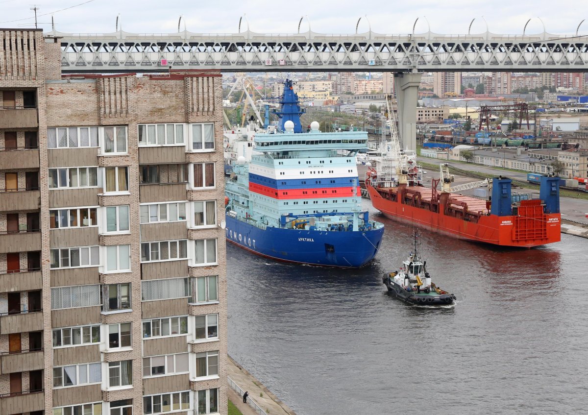 Ледокол 22220