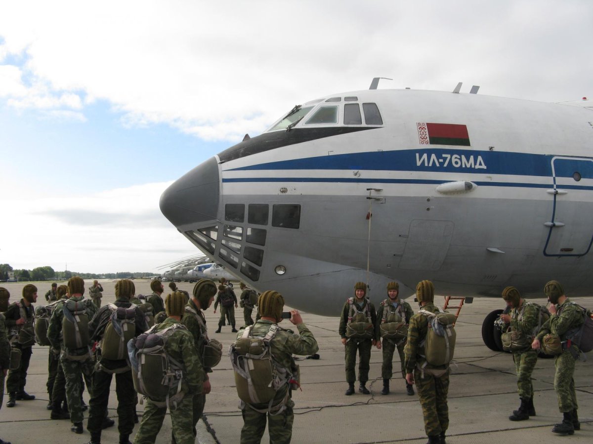 Ил 76 десантный