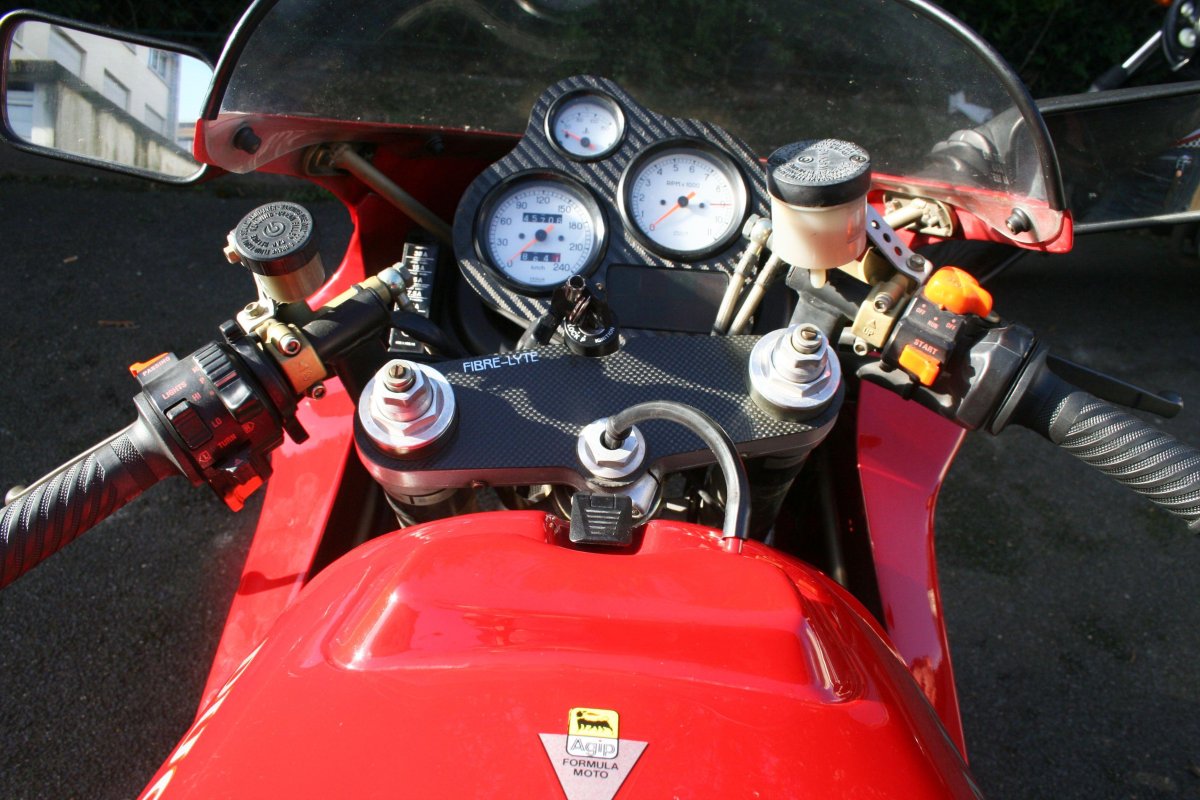 Ss900 Ducati спидометр