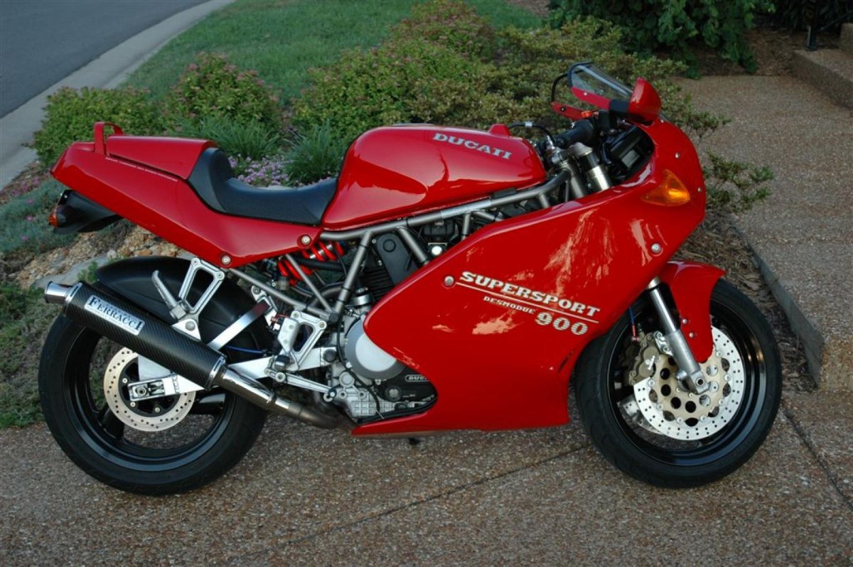 Ducati 900ss 2002