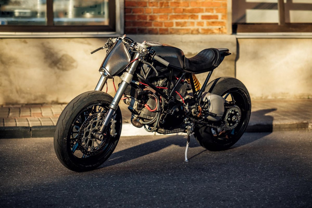 Дукати СС 400 кастом