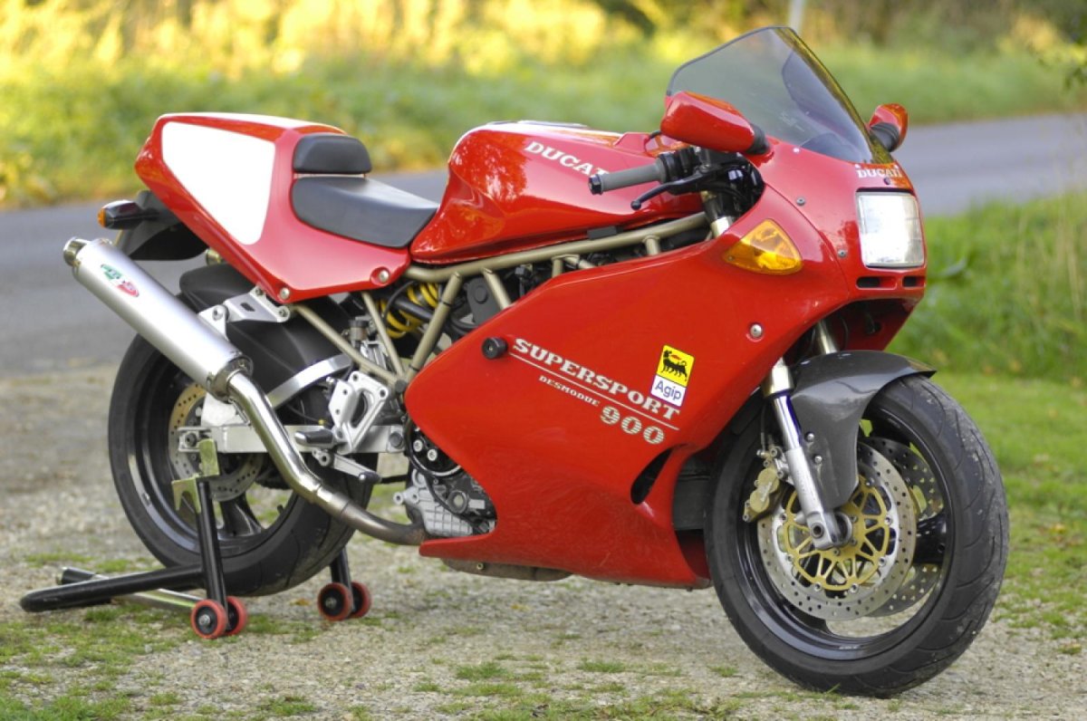 Ducati 900ss 2002