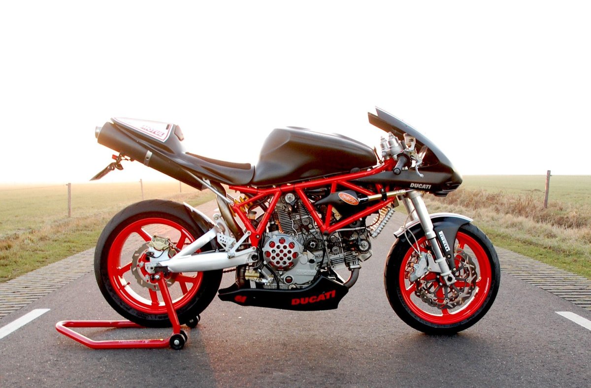 Ducati Supersport Custom