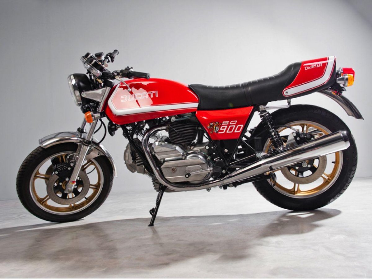 Ducati 900 SD Darmah. .