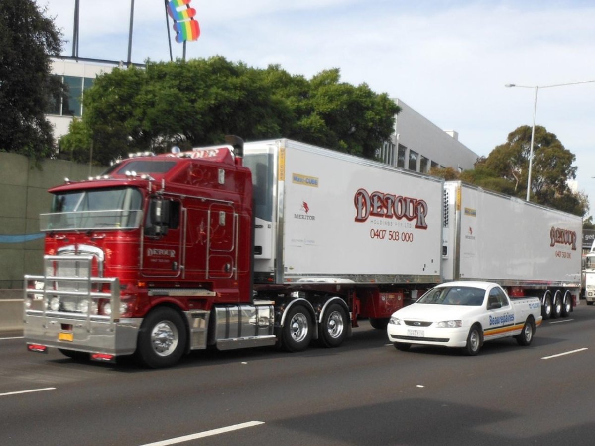 Кенворт т2000