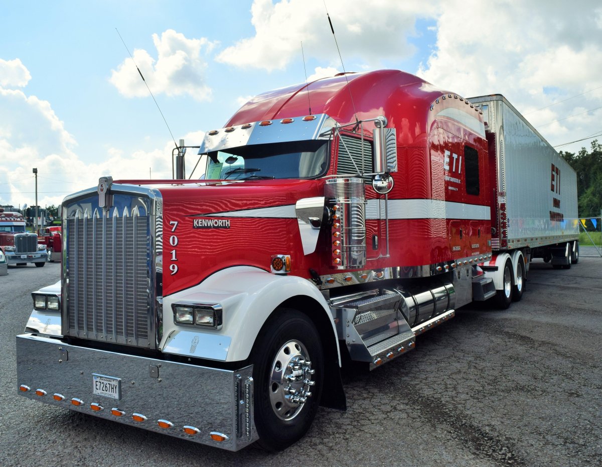 Фура Kenworth w900