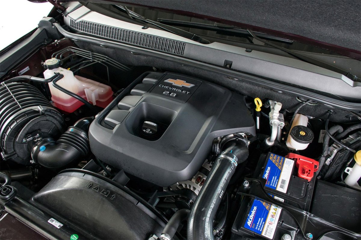 Trailblazer 2.8 двигатель