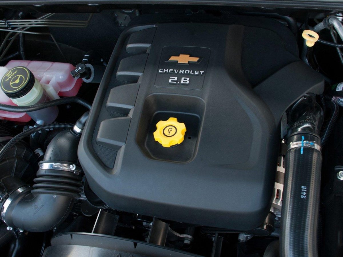 Шевроле Трейлблейзер 2 двигатель 2,8