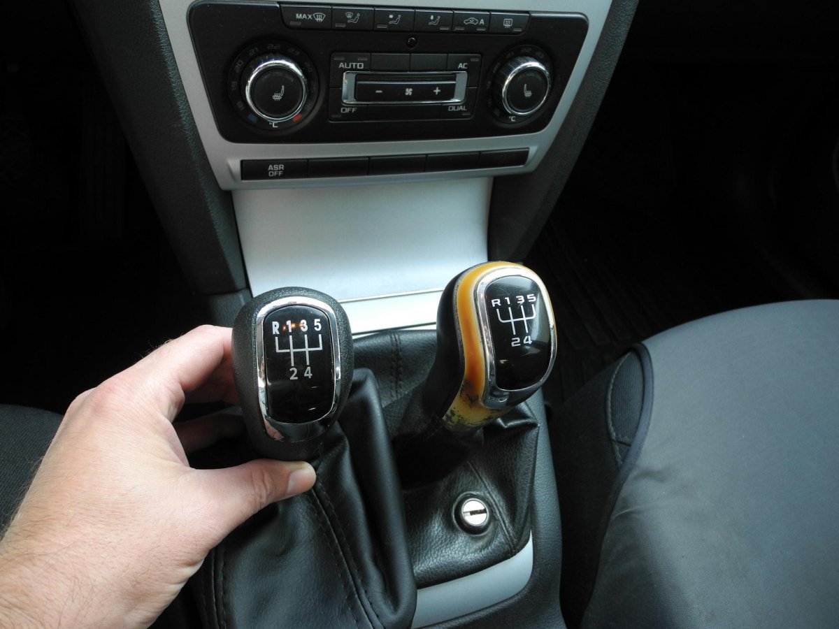 Ручка КПП Шкода а5